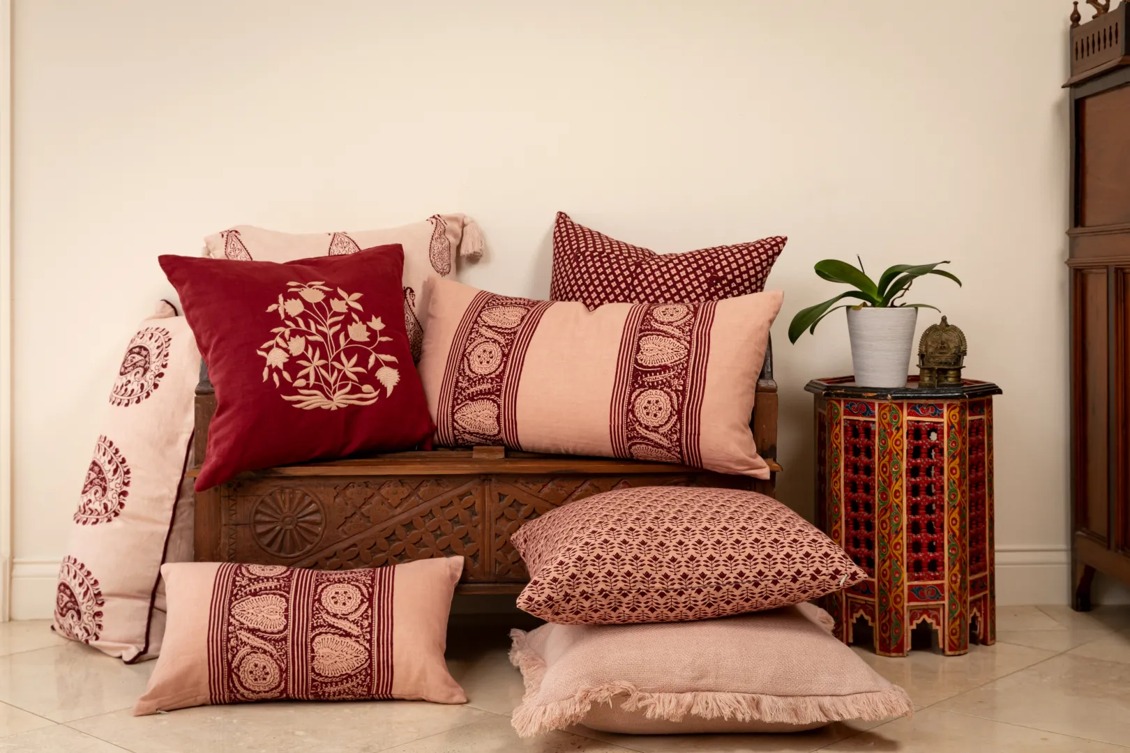 Istanbul Plum Petit Lumbar Pillow Cover
