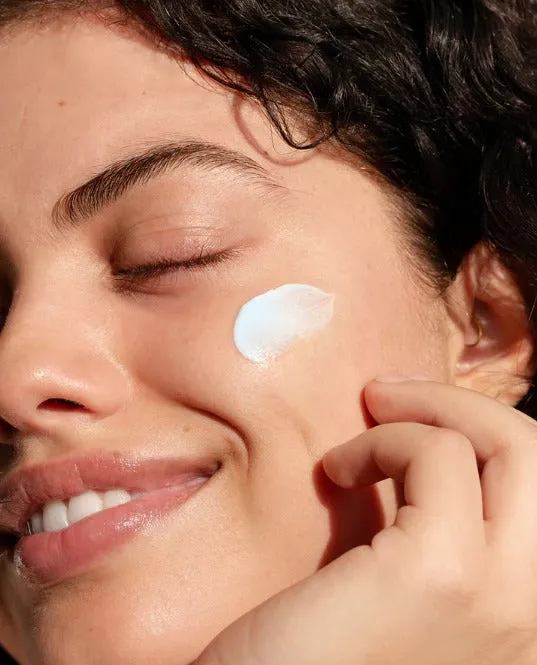 Refreshing Water Plumping Gel Serum SPF 30