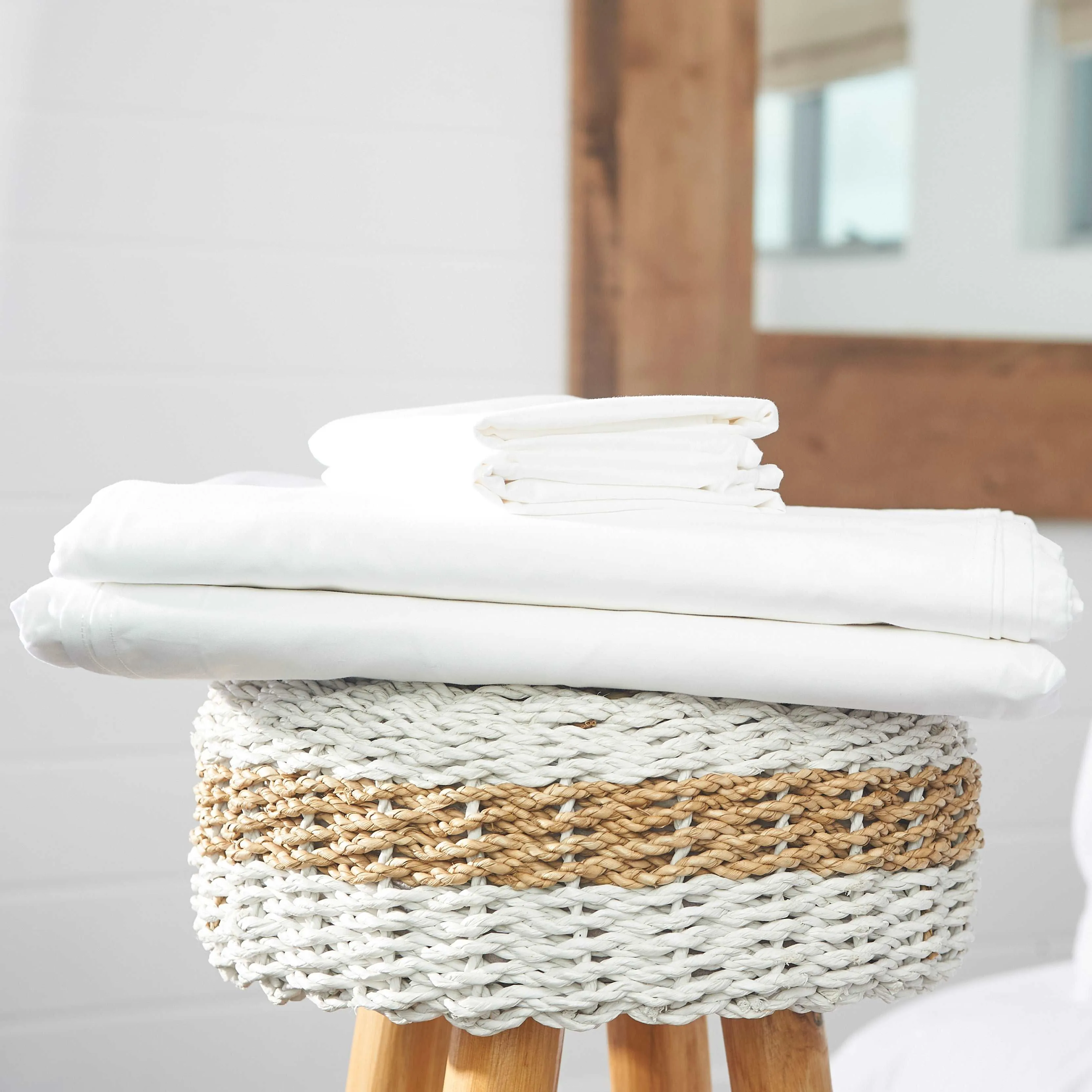 White Foundation Sheet Set