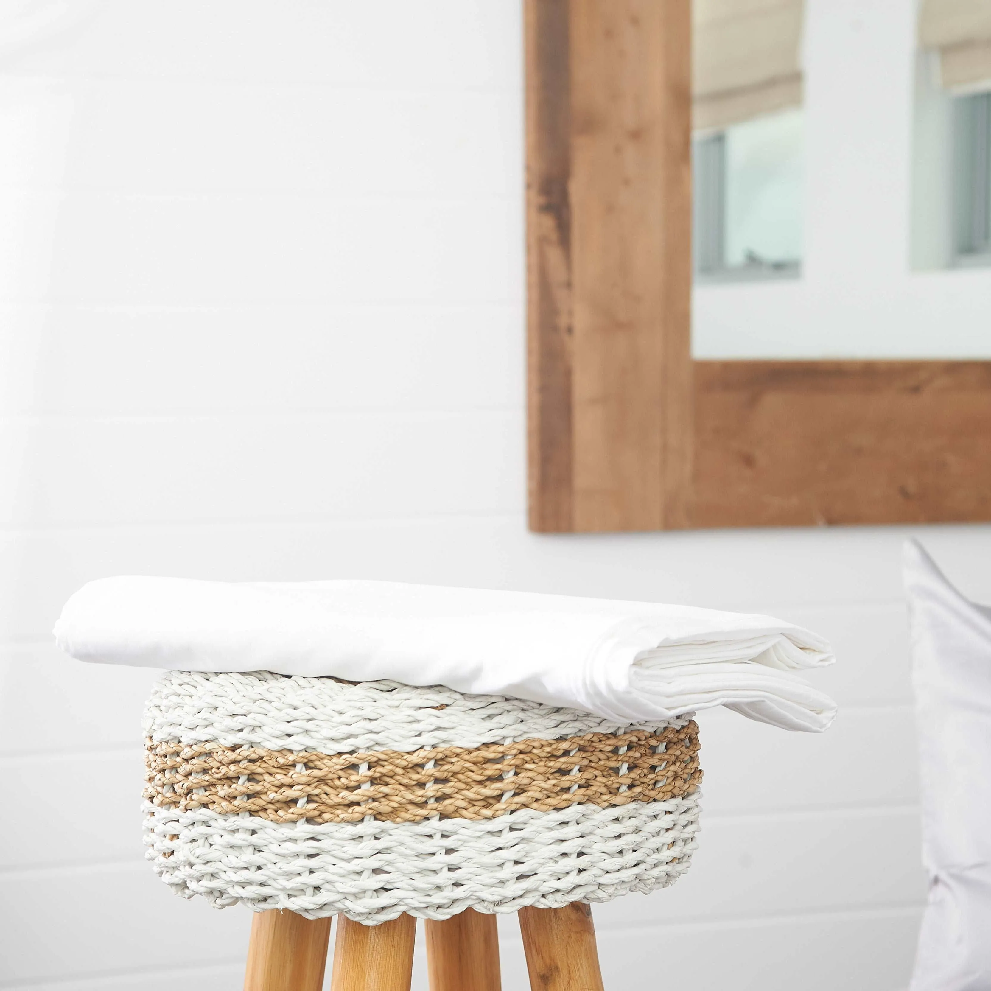 White Foundation Sheet Set